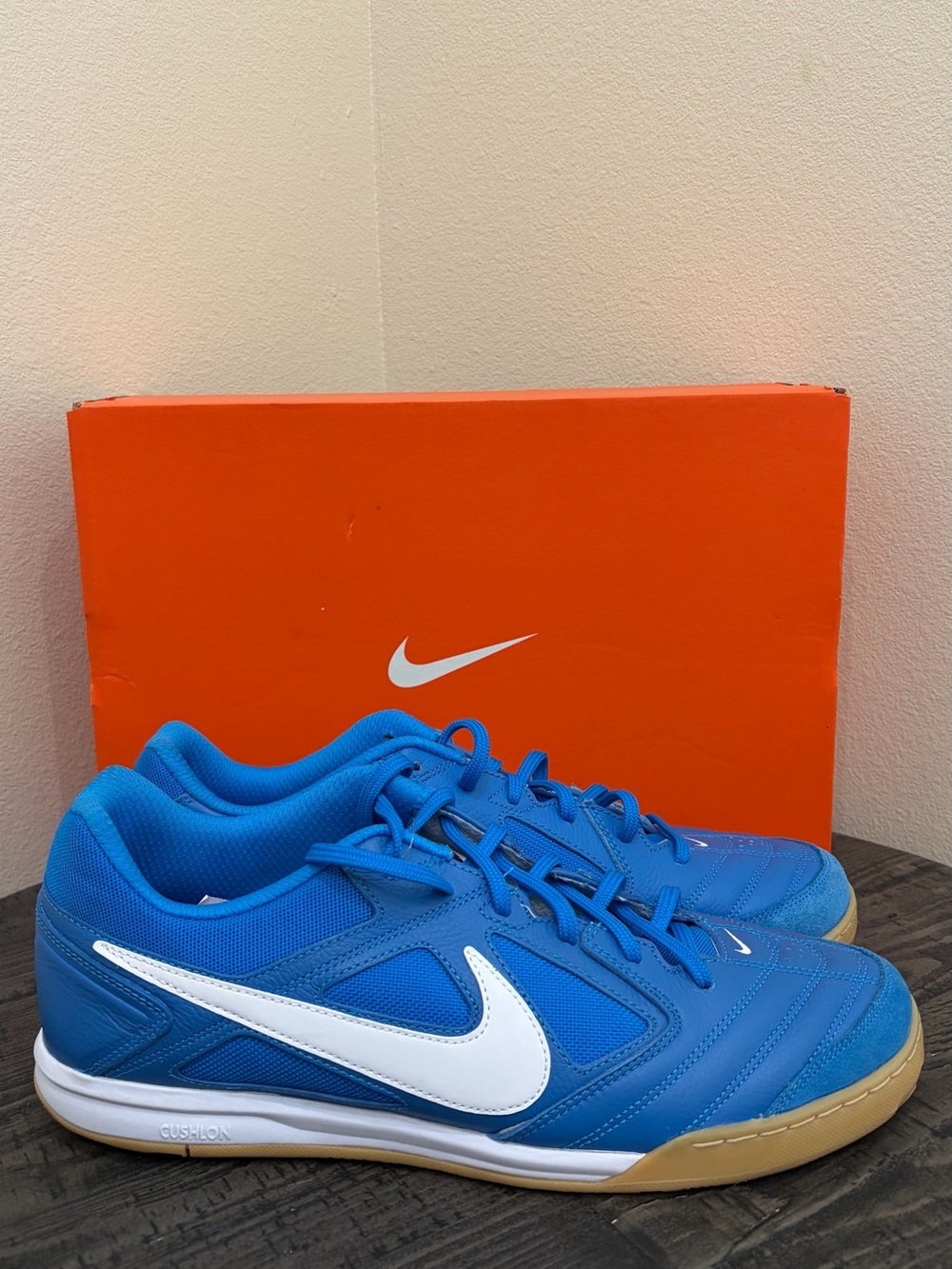 🚨NEW Nike Men Indoor Soccer Shoes🚨